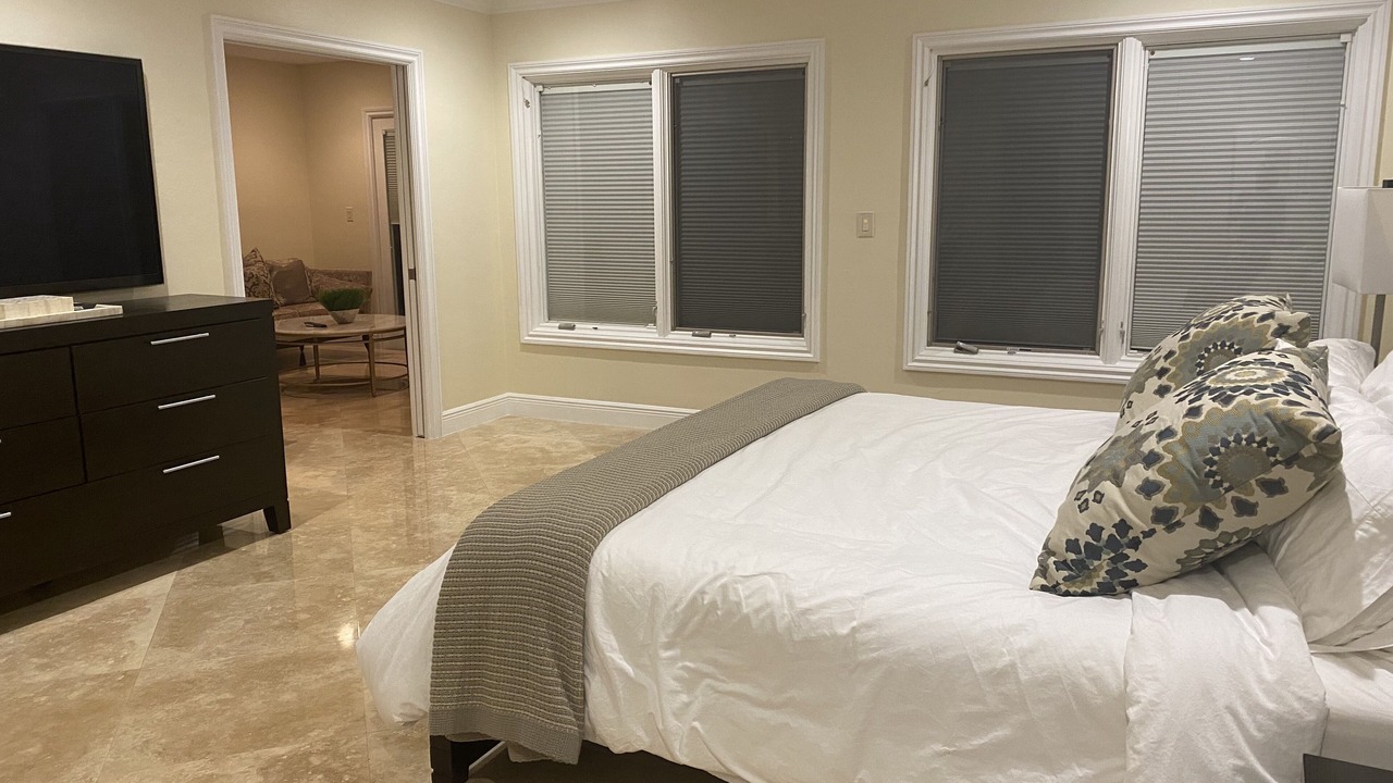 Photo of Bedroom in The Cove