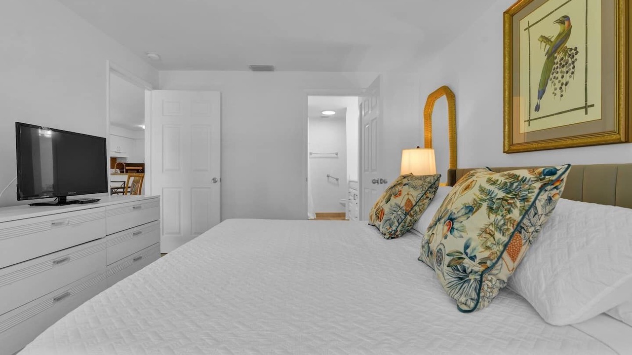 Photo of Bedroom in Mission Bay