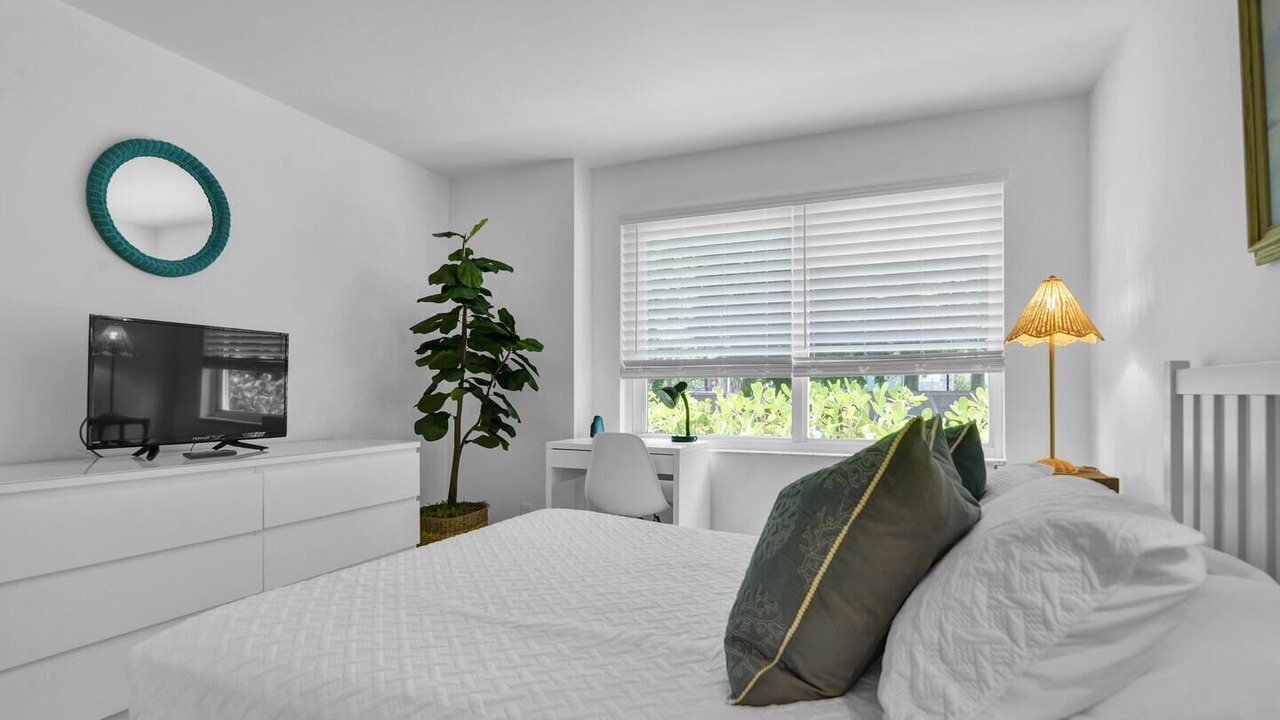 Photo of Bedroom in Mission Bay