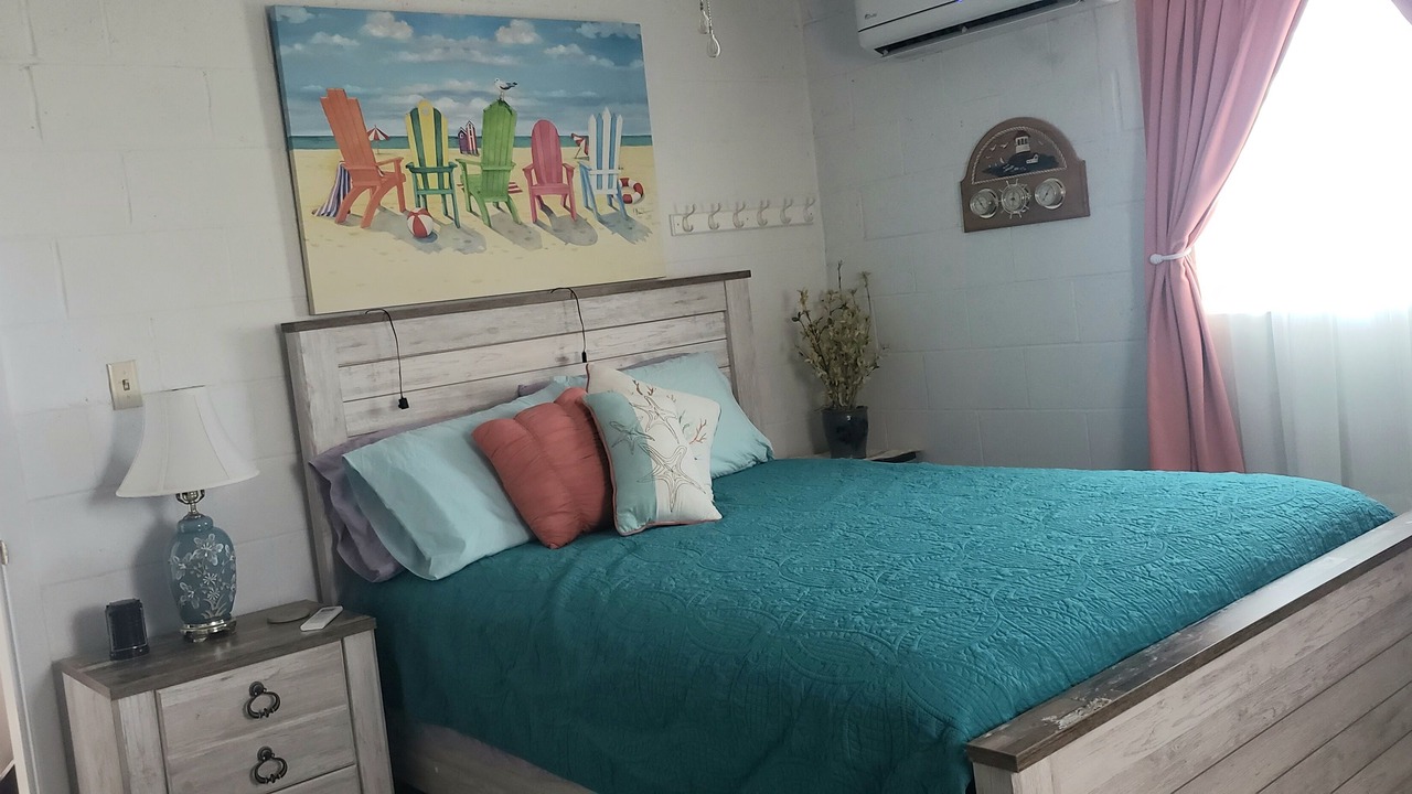 Photo of Bedroom in Deal Island