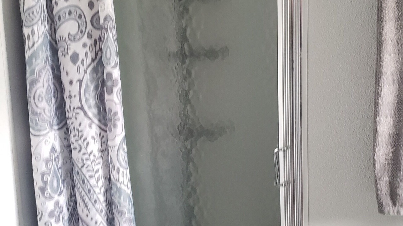 Photo of Bathroom in Deal Island