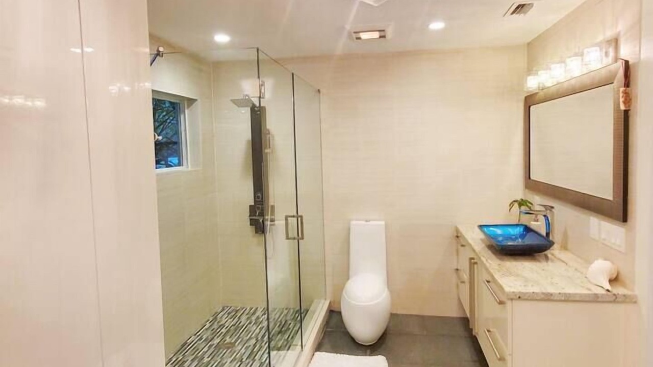 Photo of Bathroom in North Beach