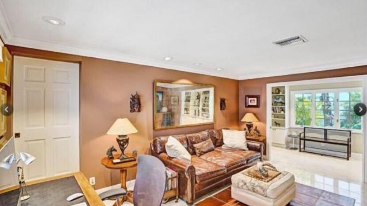 Photo of Livingroom in Hendricks and Venice Isles