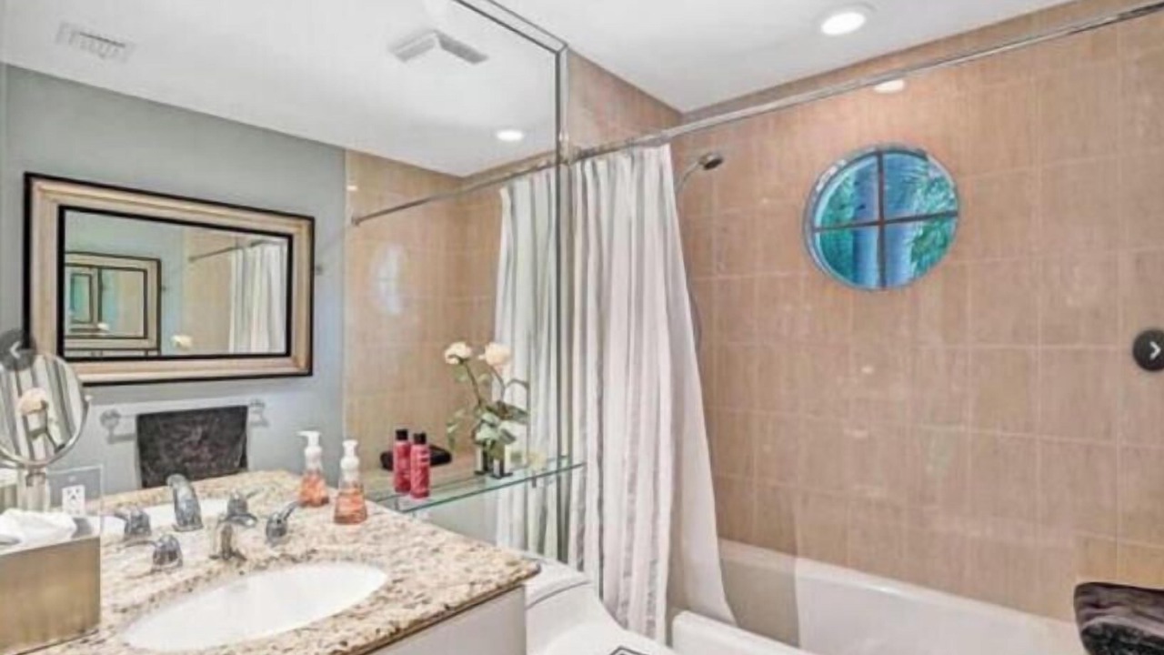 Photo of Bathroom in Hendricks and Venice Isles