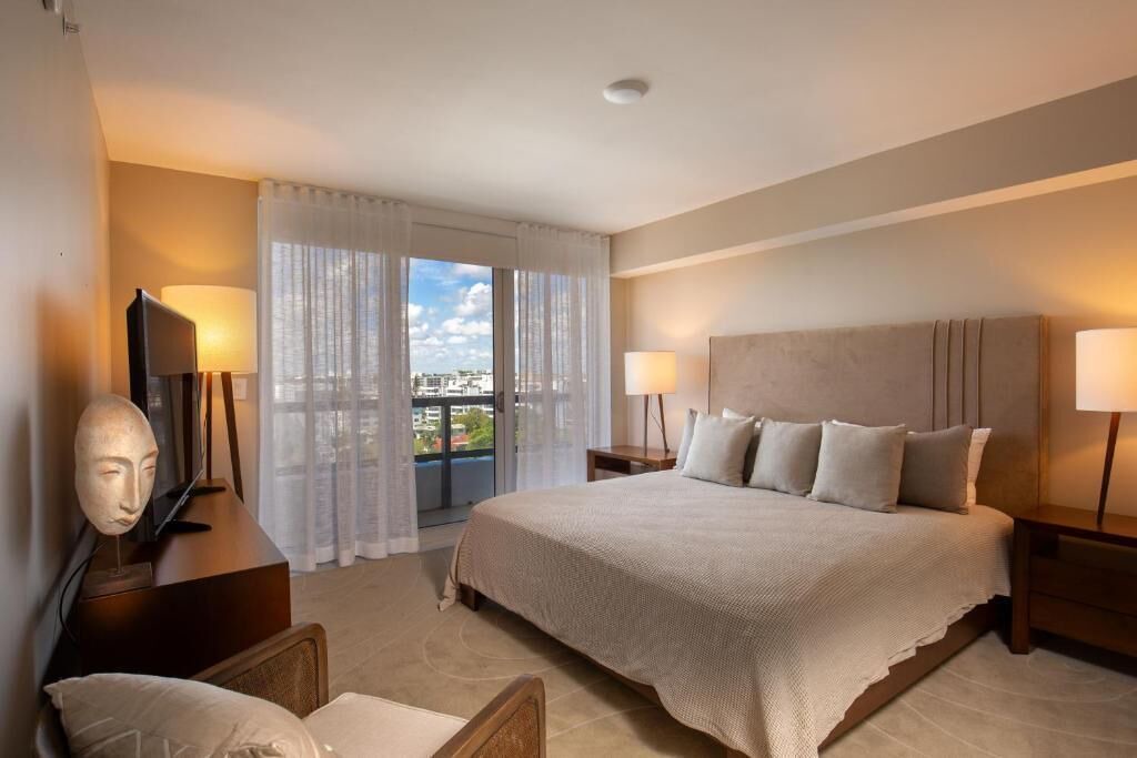 Photo of Bedroom in Bay Harbor Islands