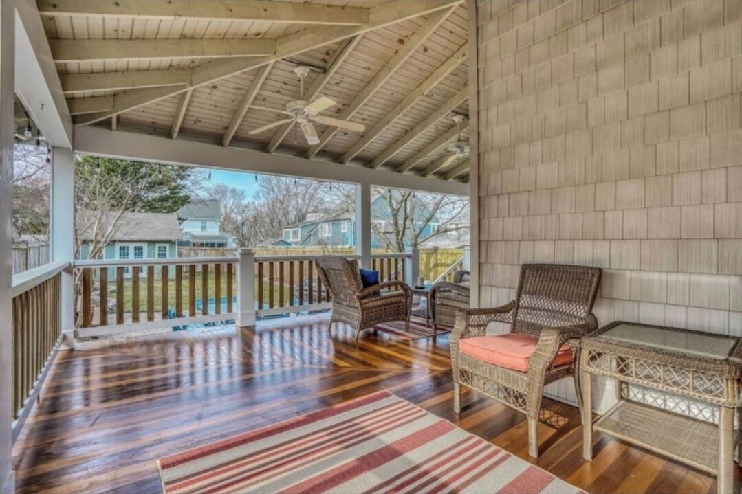 Photo of Patio Balcony in Murray Hill