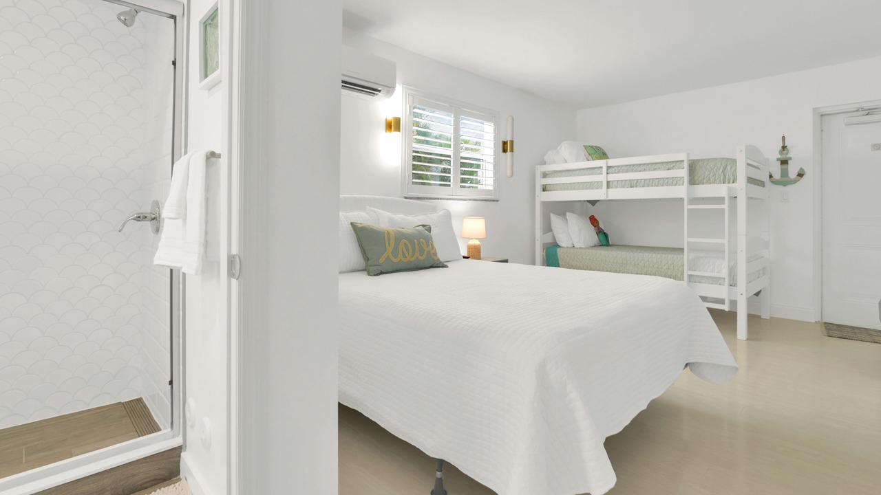 Photo of Bedroom in Deerfield Beach