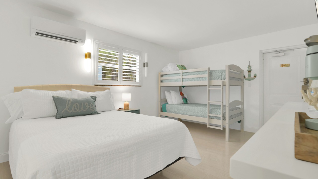 Photo of Bedroom in Deerfield Beach