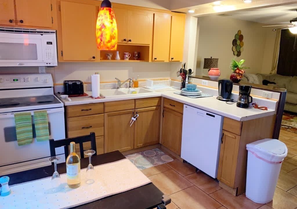 Photo of Kitchen in North Central Hollywood