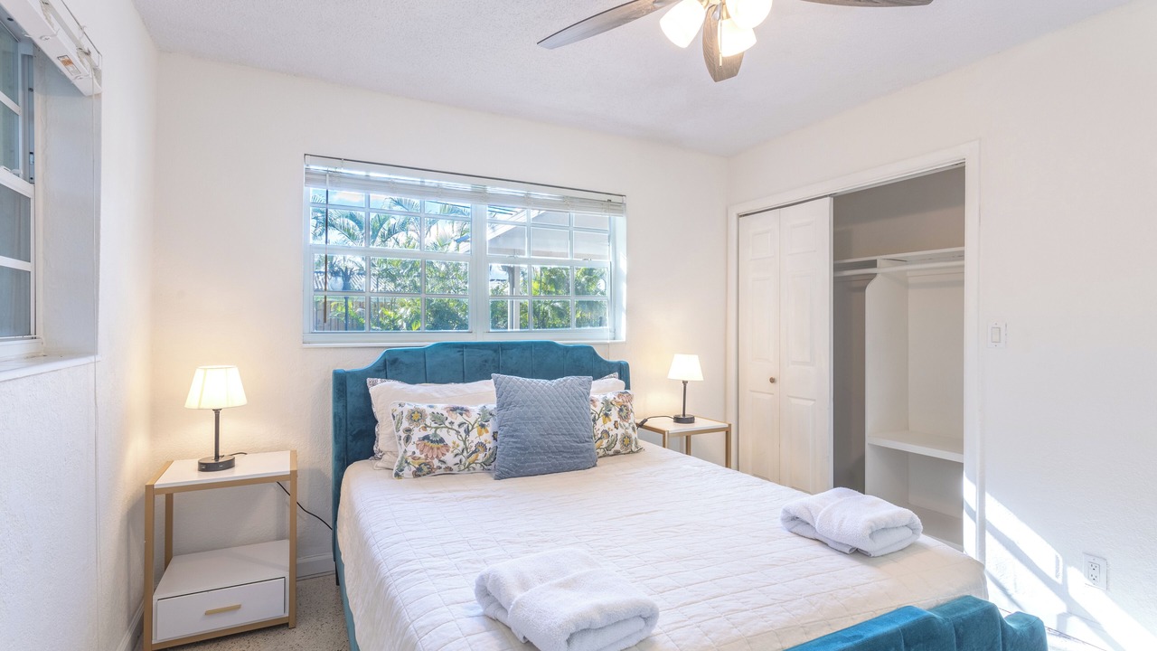 Photo of Bedroom in Deerfield Beach