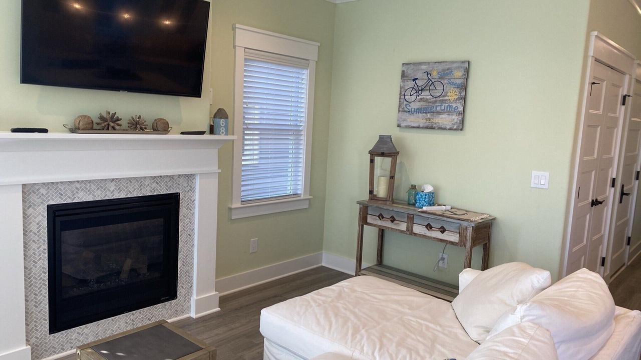 Photo of Livingroom in North End