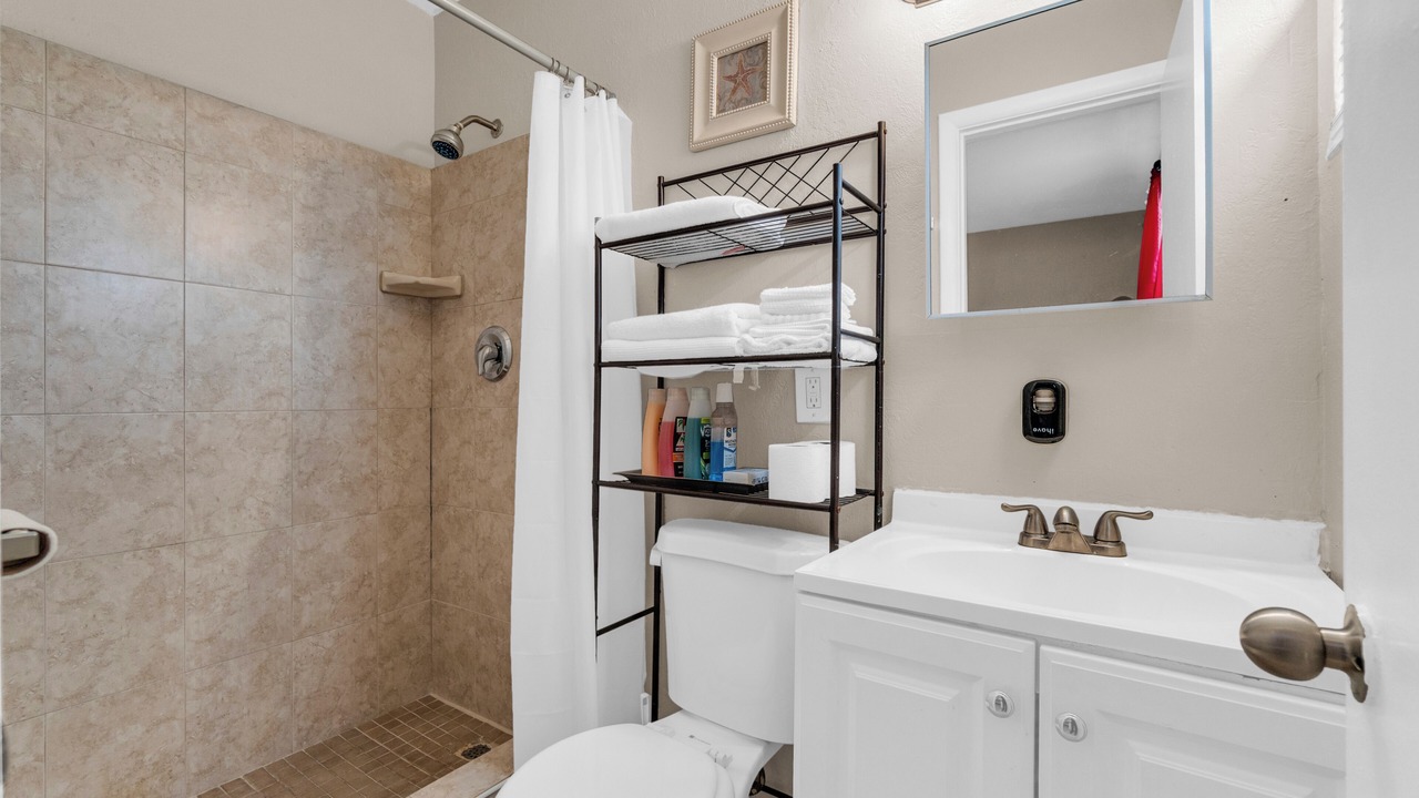 Photo of Bathroom in Lauderdale Lakes