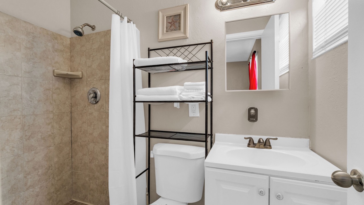 Photo of Bathroom in Lauderdale Lakes