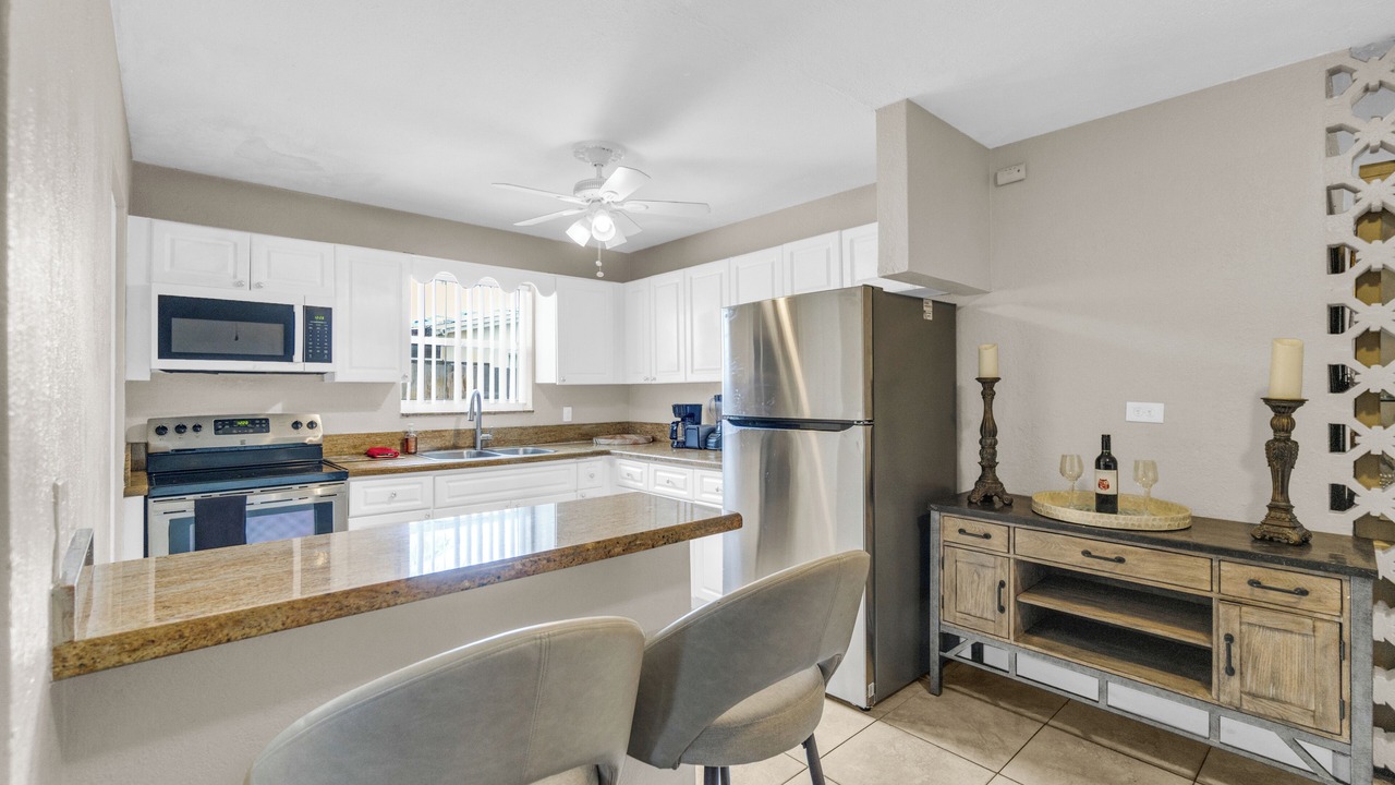 Photo of Kitchen in Lauderdale Lakes