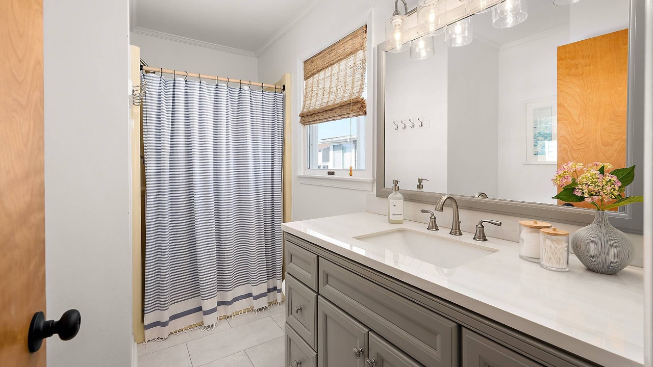 Photo of Bathroom in Fenwick Island