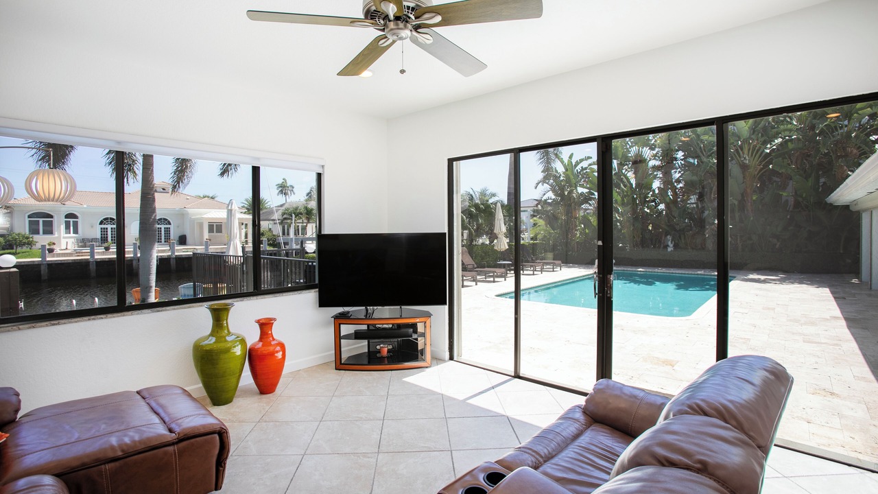 Photo of Livingroom in Lighthouse Point