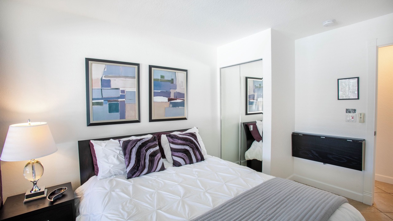 Photo of Bedroom in Lighthouse Point