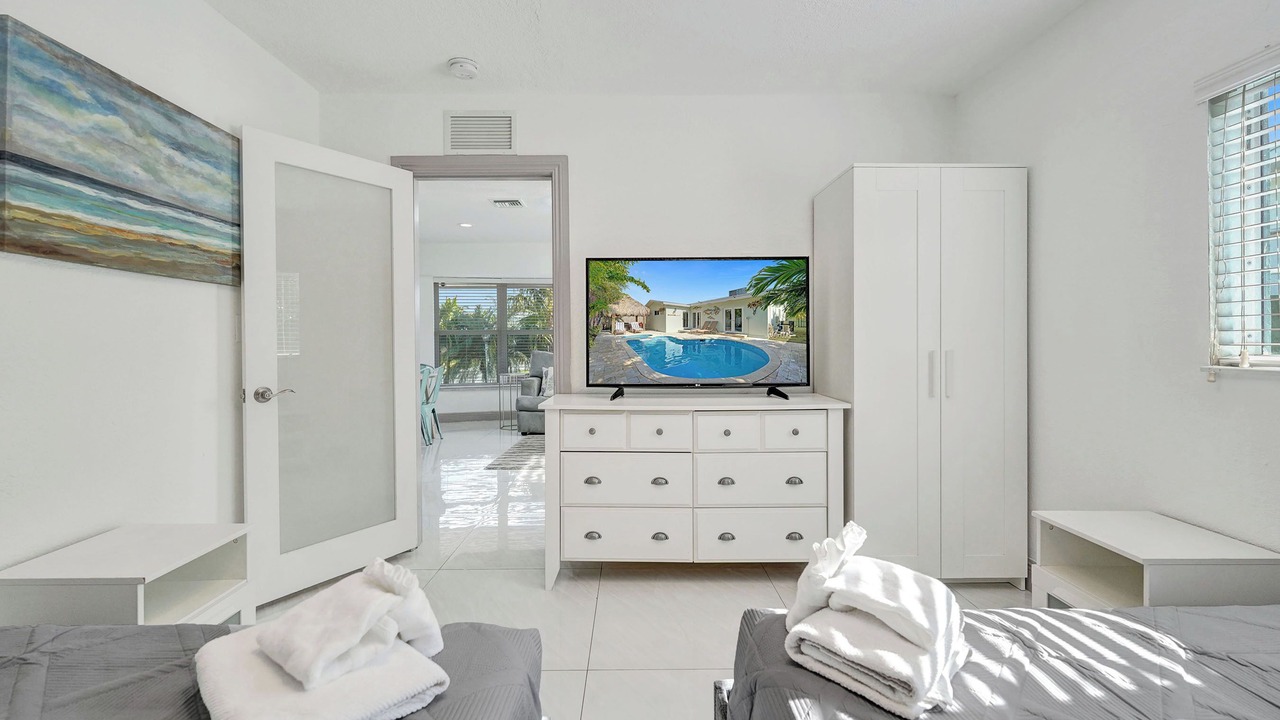 Photo of Bedroom in Dania Beach