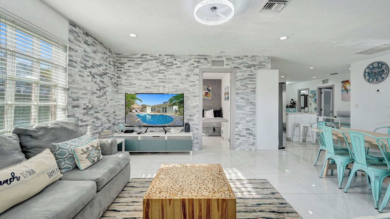Photo of Livingroom in Dania Beach