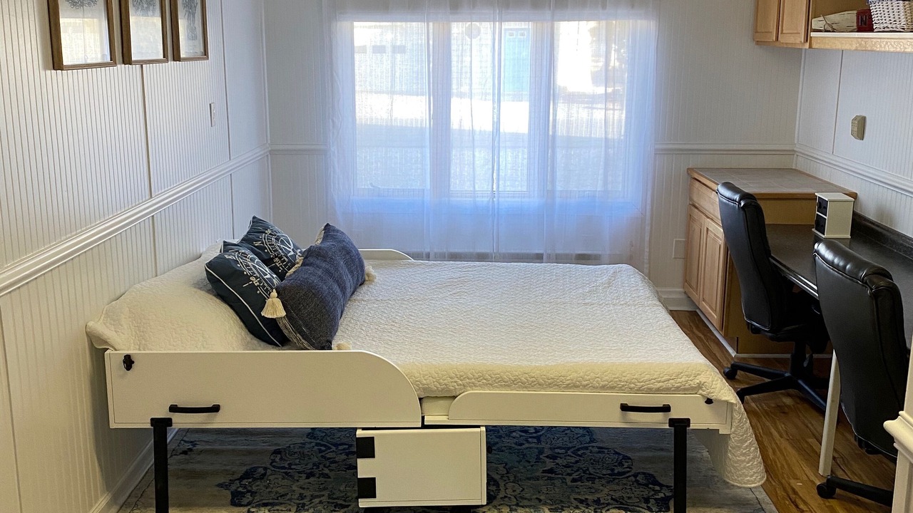Photo of Bedroom in Sandpiper Pines