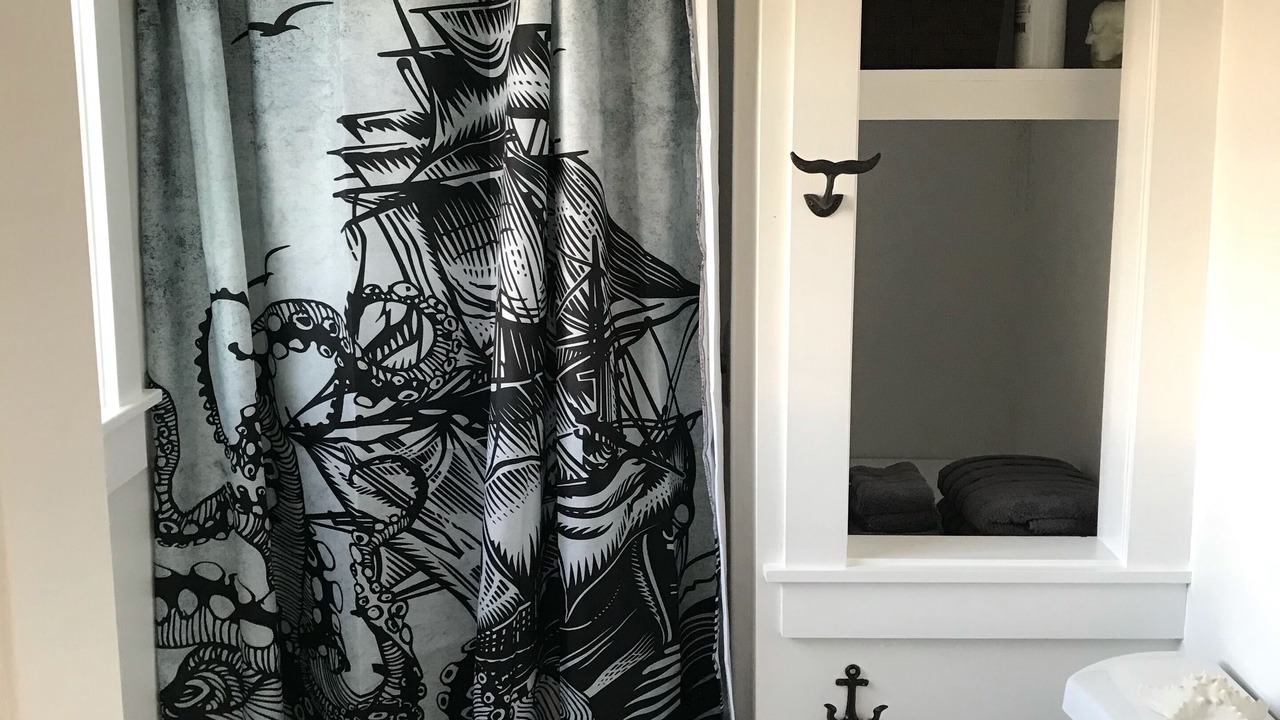 Photo of Bathroom in Green Creek