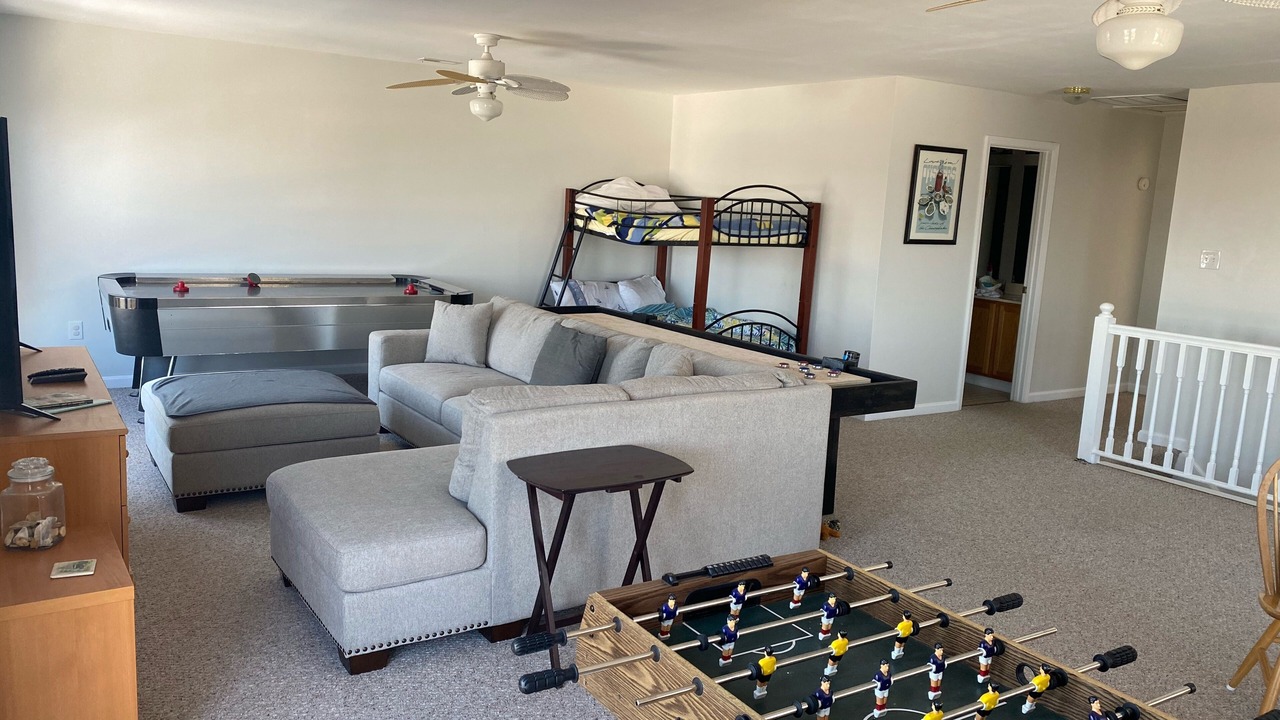 Photo of Bedroom in Calvert Beach-Long Beach