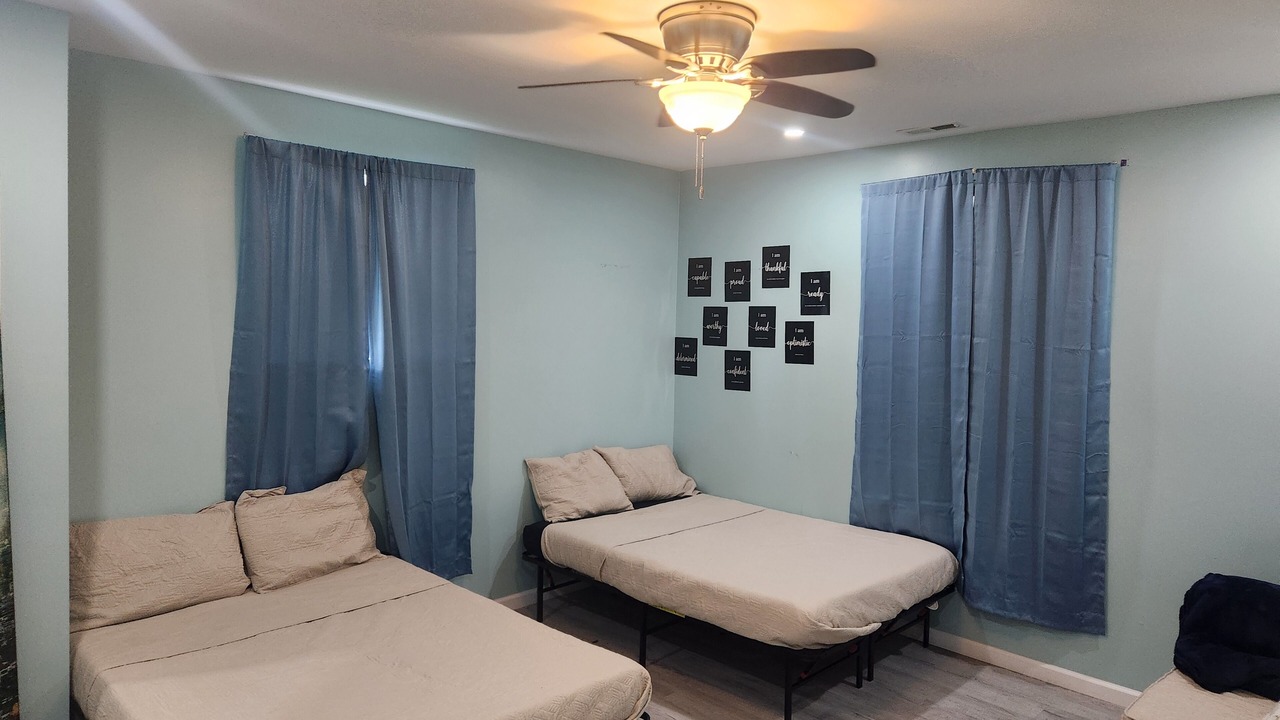 Photo of Bedroom in Barstow
