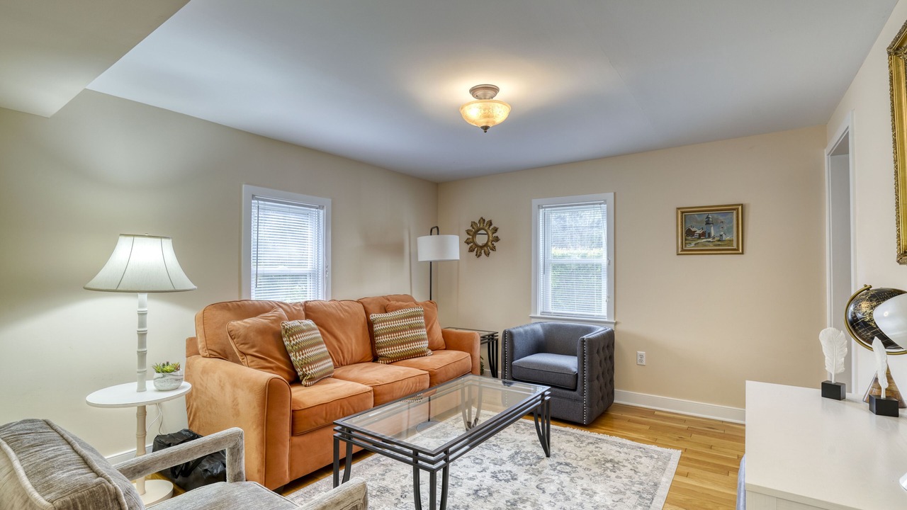 Photo of Livingroom in St. Michaels