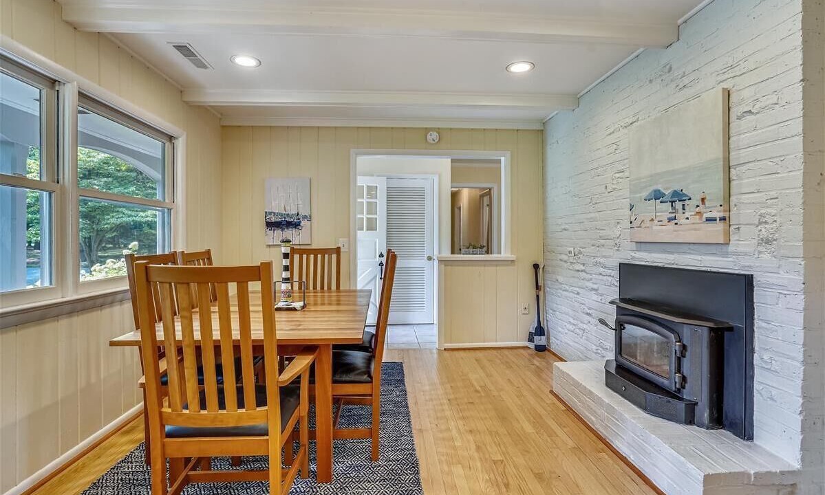 Photo of Livingroom in Unionville