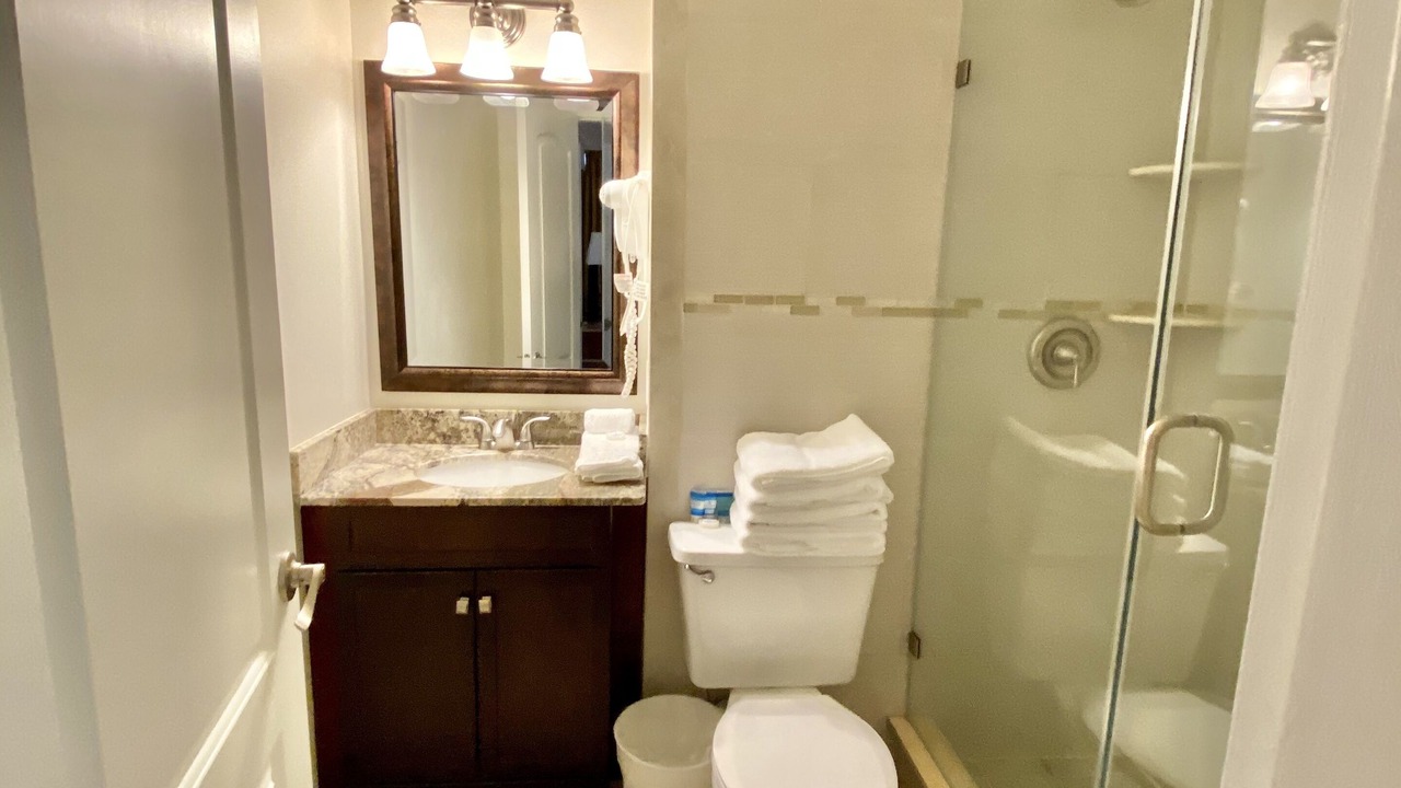 Photo of Bathroom in Galt Mile