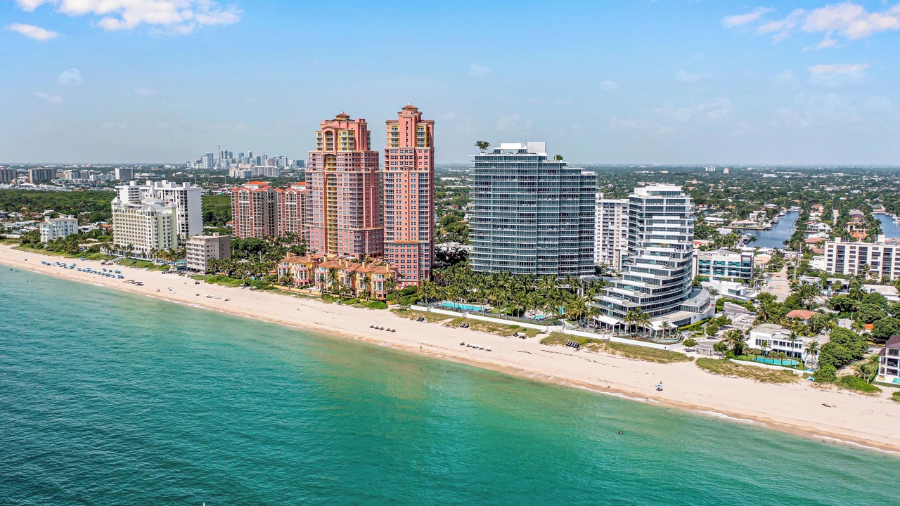 Photo of Others in Lauderdale Beach