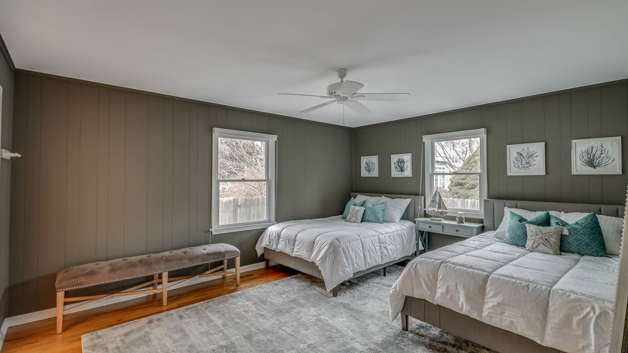 Photo of Bedroom in Country Club Estates