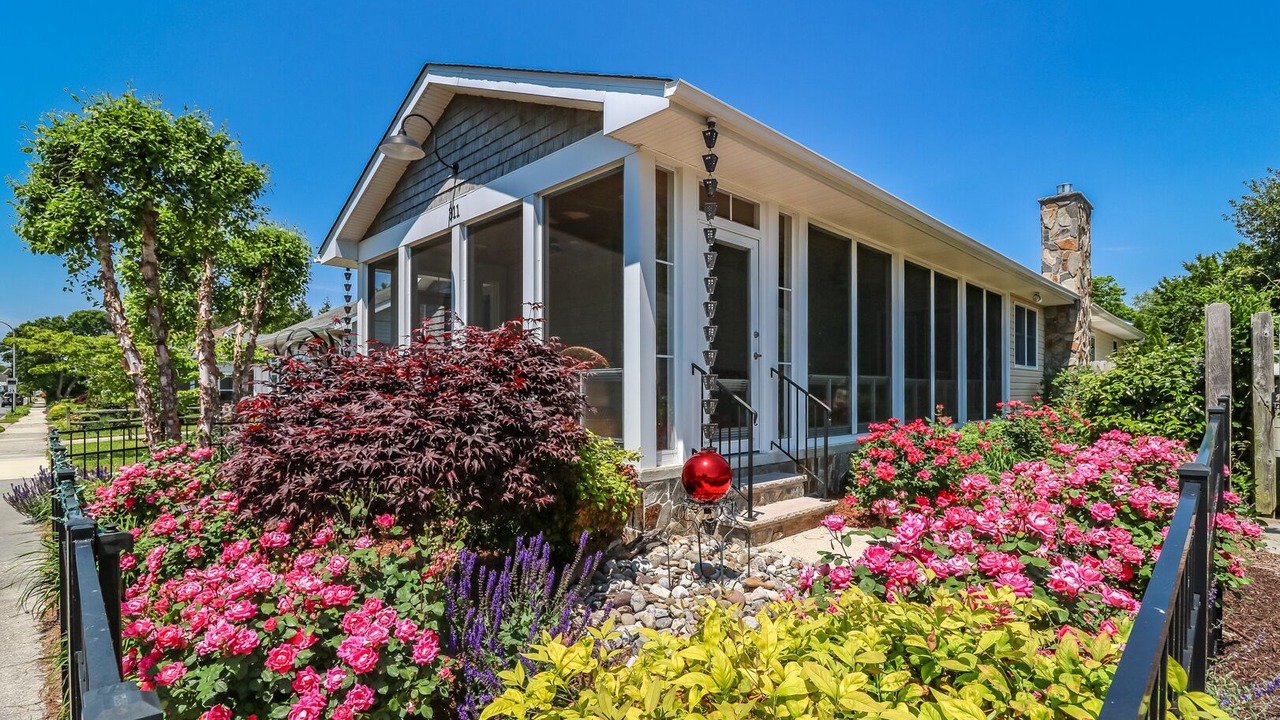 Photo of Outdoor in Country Club Estates