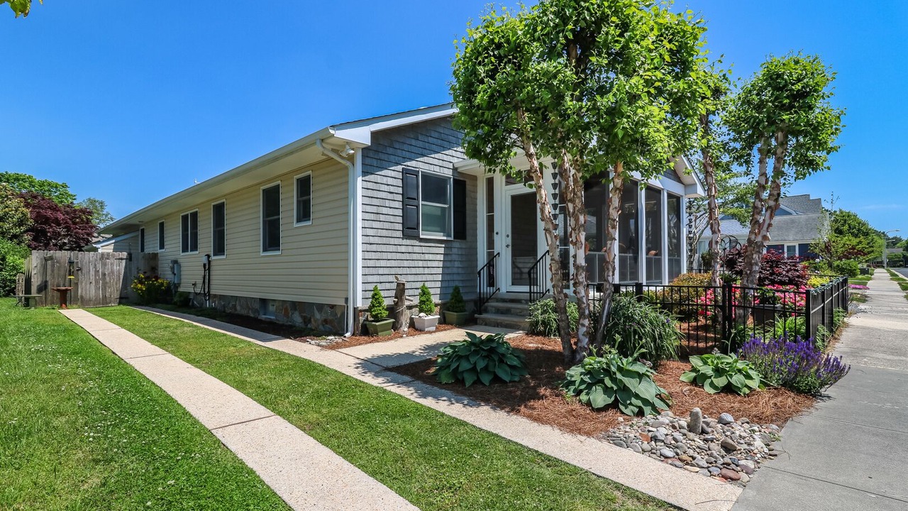Photo of Outdoor in Country Club Estates