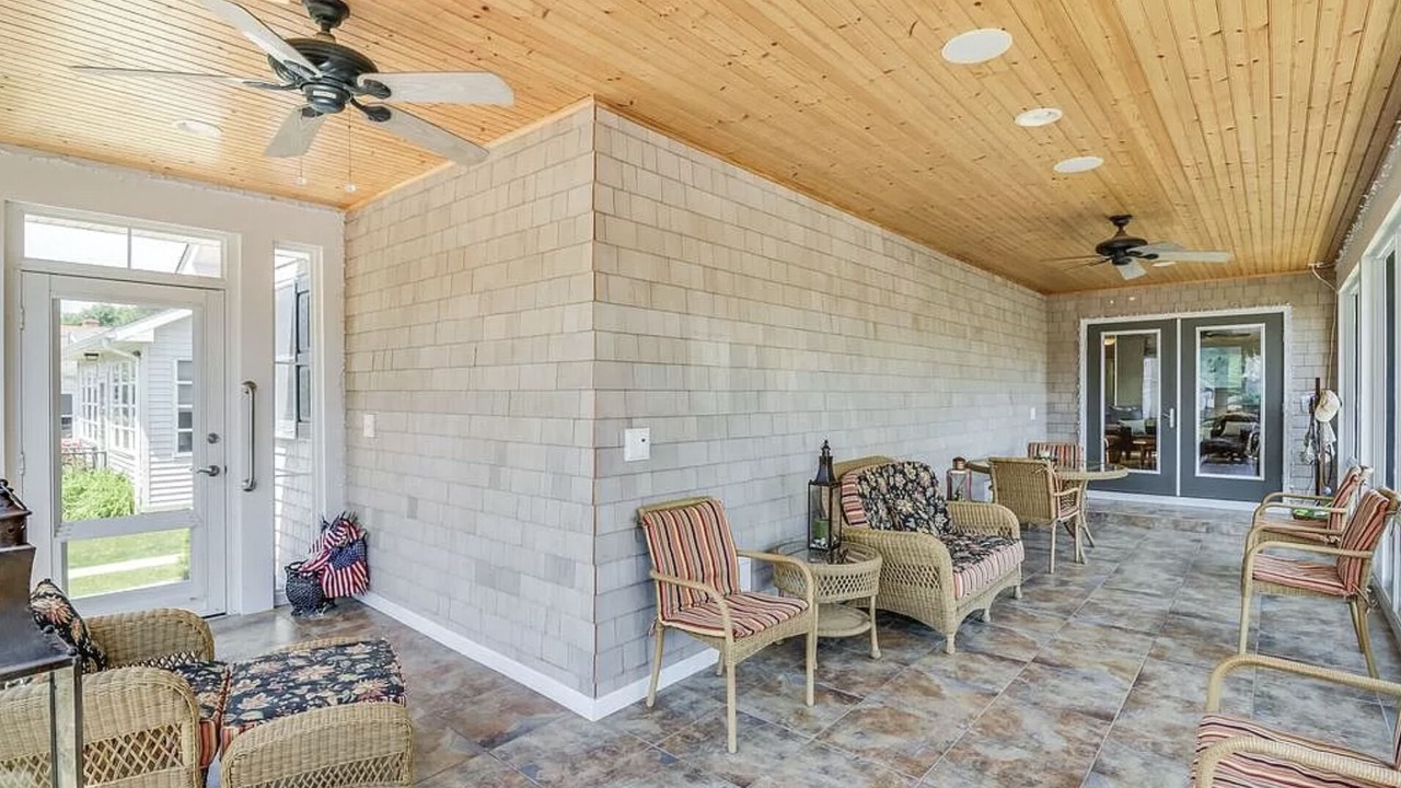 Photo of Patio Balcony in Country Club Estates