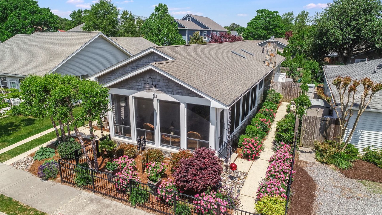 Photo of Outdoor in Country Club Estates