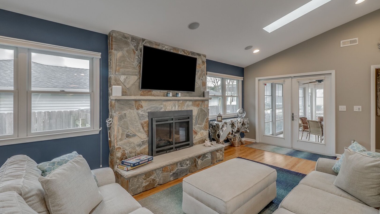 Photo of Livingroom in Country Club Estates