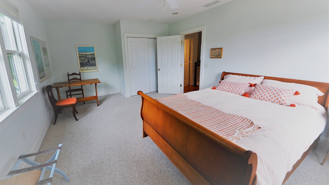 Photo of Bedroom in Rock Hall