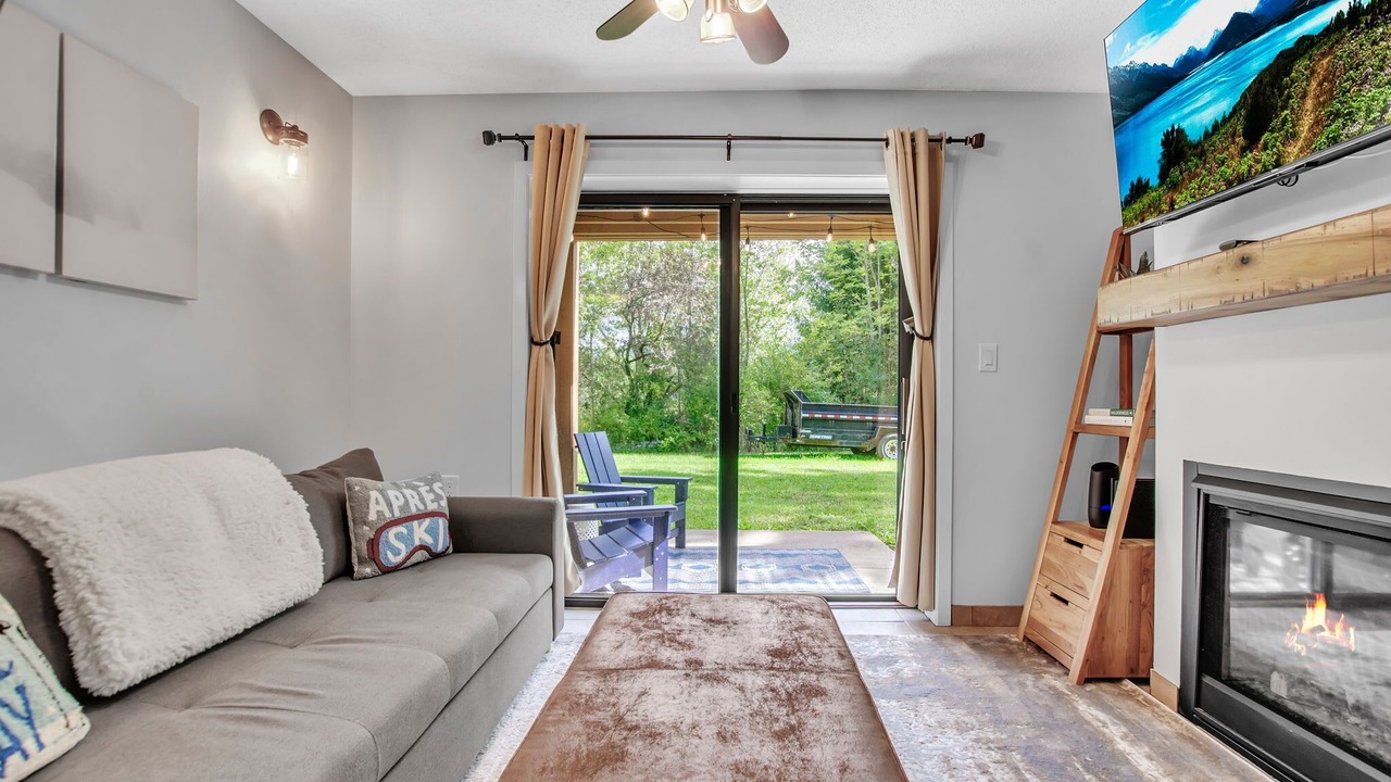 Photo of Livingroom in Great Valley