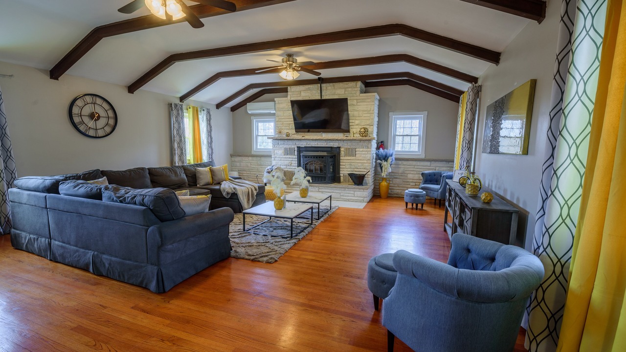 Photo of Livingroom in Gouldsboro