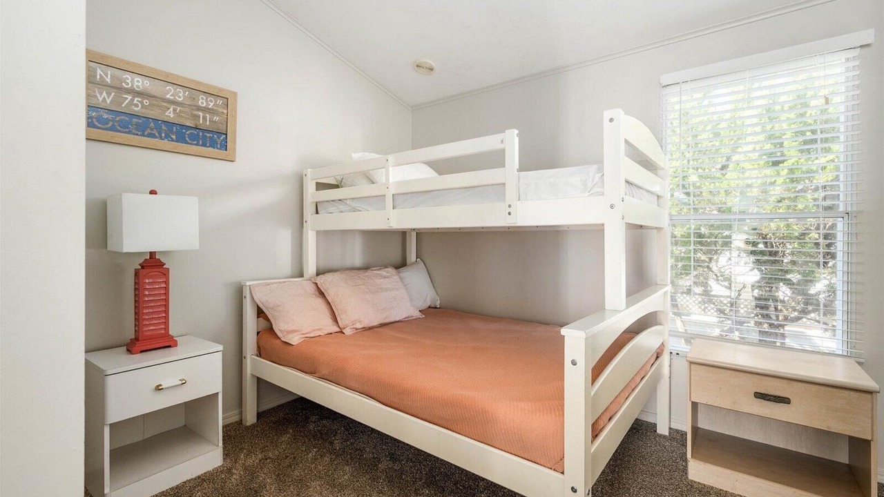 Photo of Bedroom in Assateague Pointe