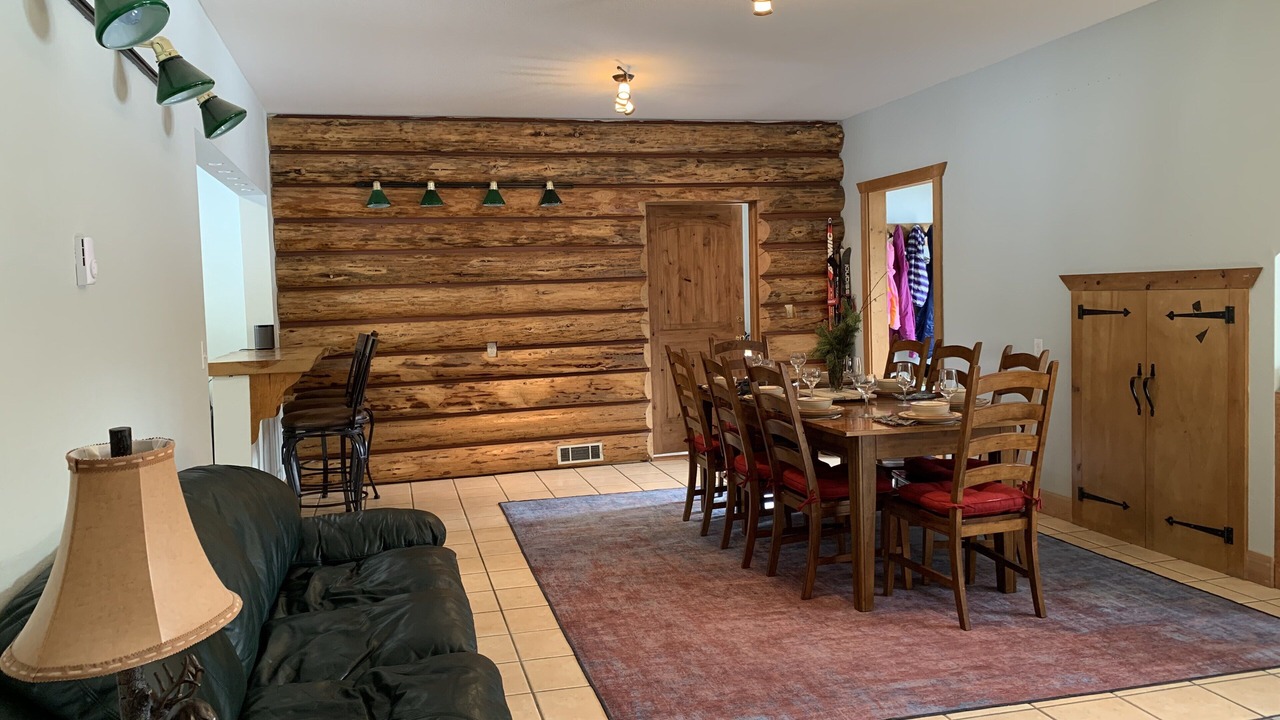 Photo of Bedroom in West Glacier