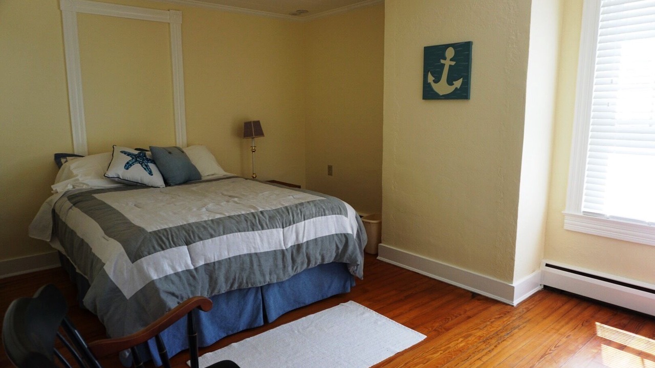 Photo of Bedroom in Rock Hall