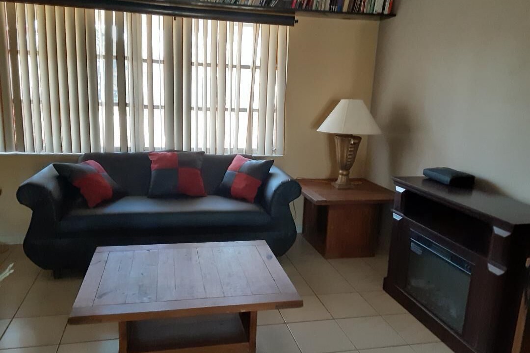 Photo of Livingroom in Palm Aire Village East