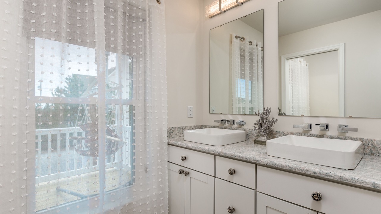 Photo of Bathroom in Broadkill Beach