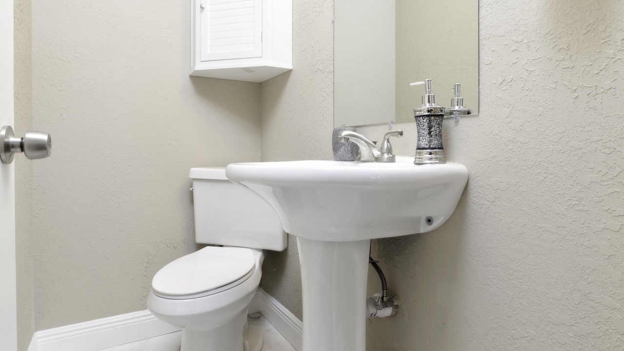 Photo of Bathroom in Cooper City