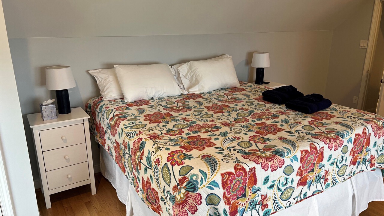 Photo of Bedroom in Valley Lee