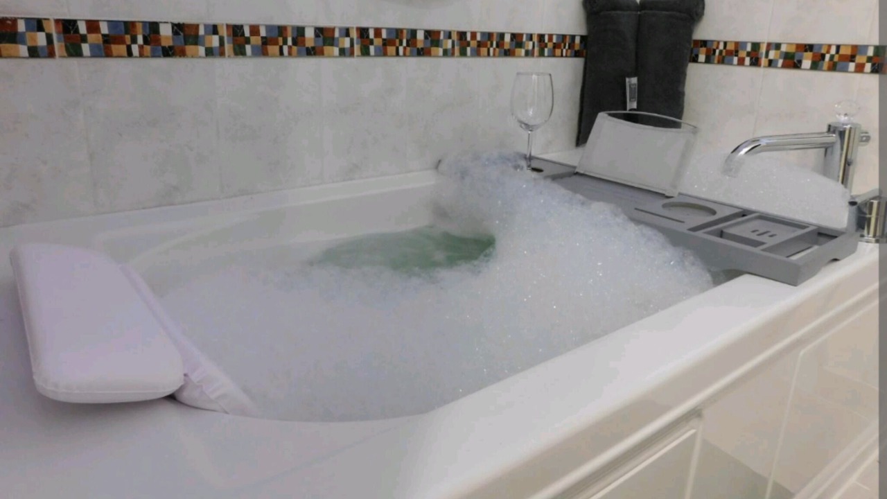 Photo of Bathroom in Royal Poinciana