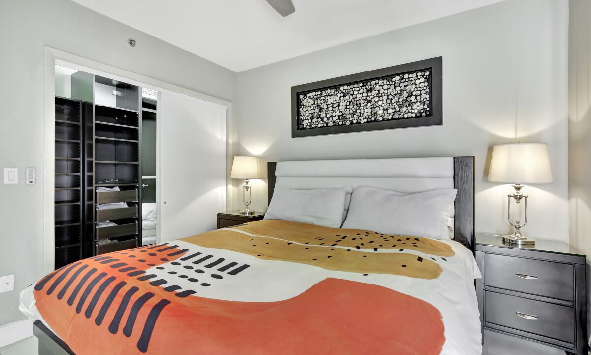 Photo of Bedroom in Hallandale Beach
