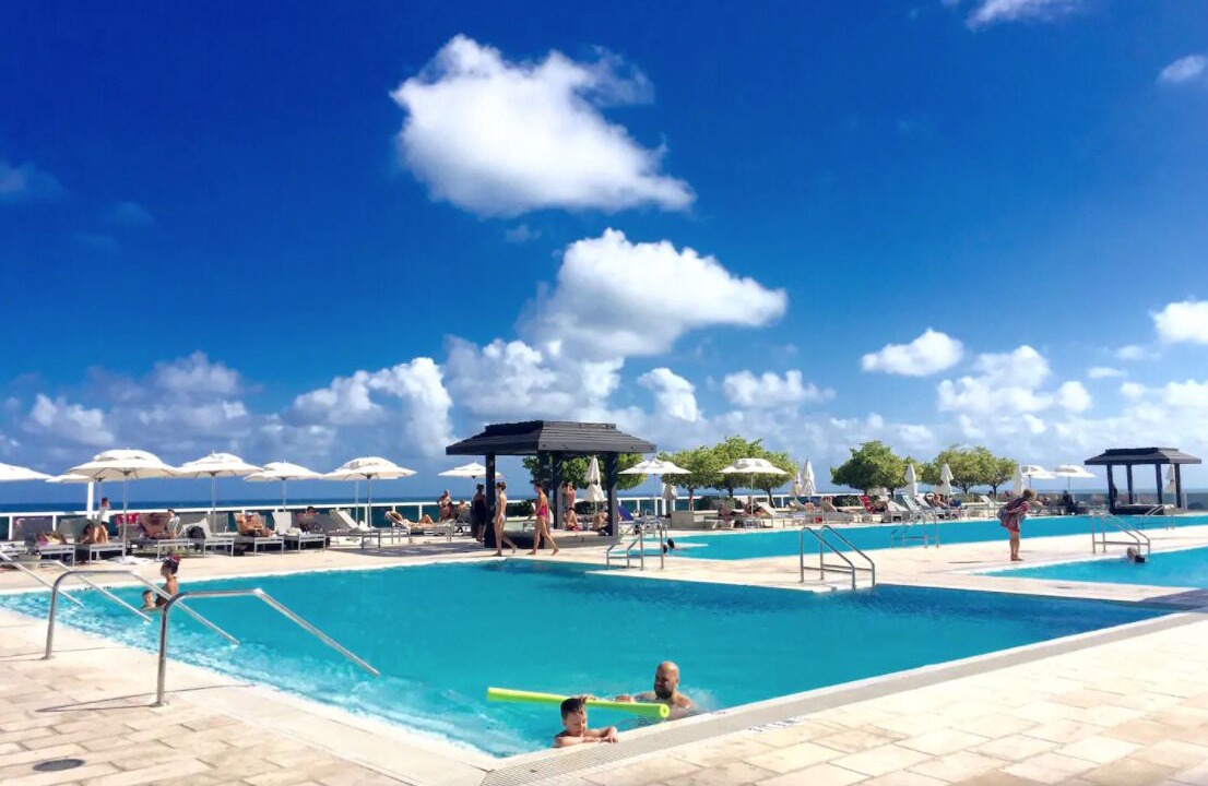 Photo of Outdoor in Hallandale Beach